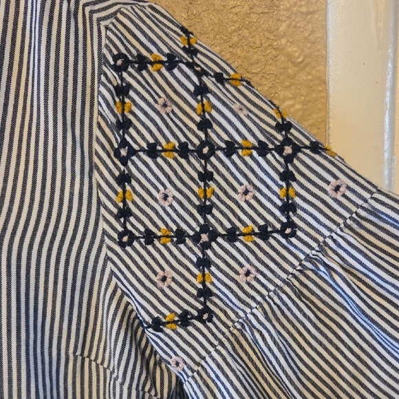 Old Navy Navy and White Striped Midi Dress - Picture 2 of 4